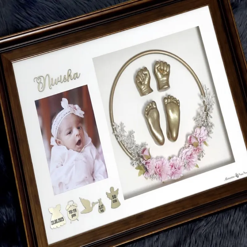 2 Hands + 2 Feet - Photo + Details + Frame 3D casting